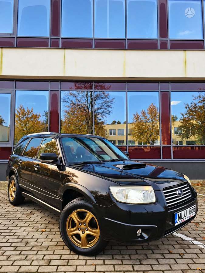 Subaru Forester 2008 — вигляд ззаду