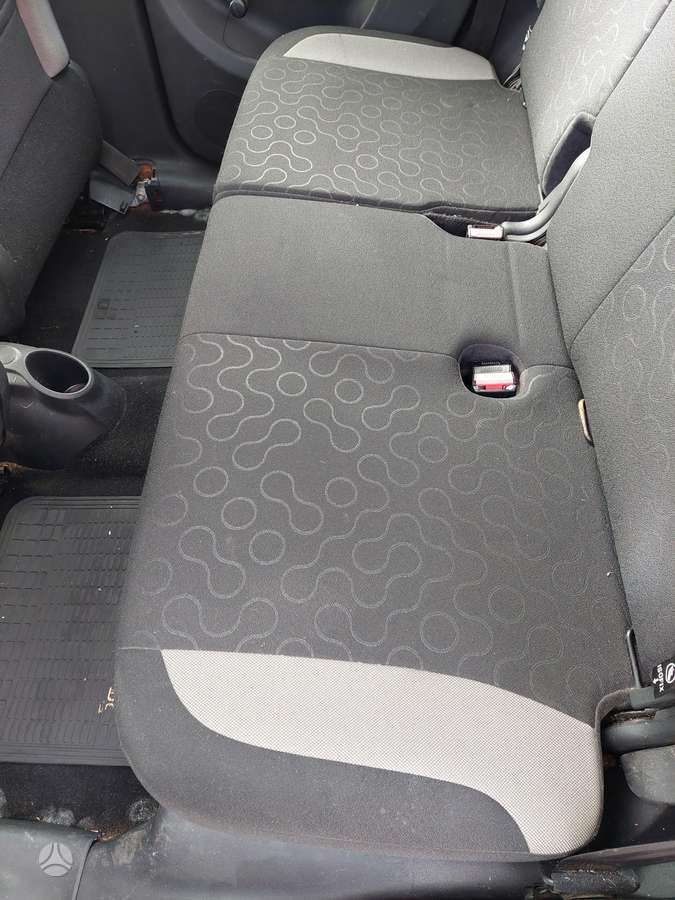 Citroen C3 2011 — photo 6
