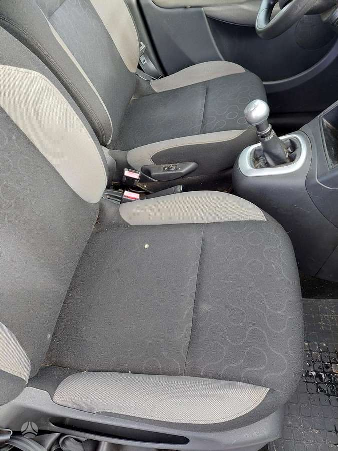 Citroen C3 2011 — photo 7