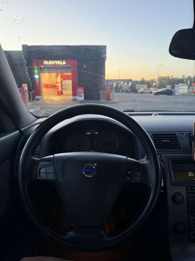 Volvo V50 2006 — вигляд ззаду