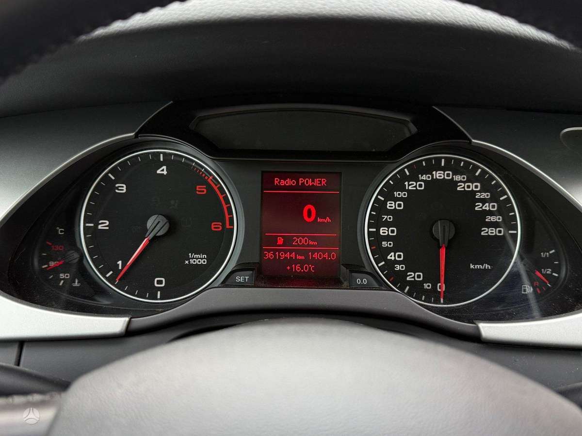 Audi A4 2009 — photo 19