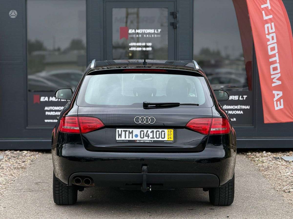 Audi A4 2009 — photo 6
