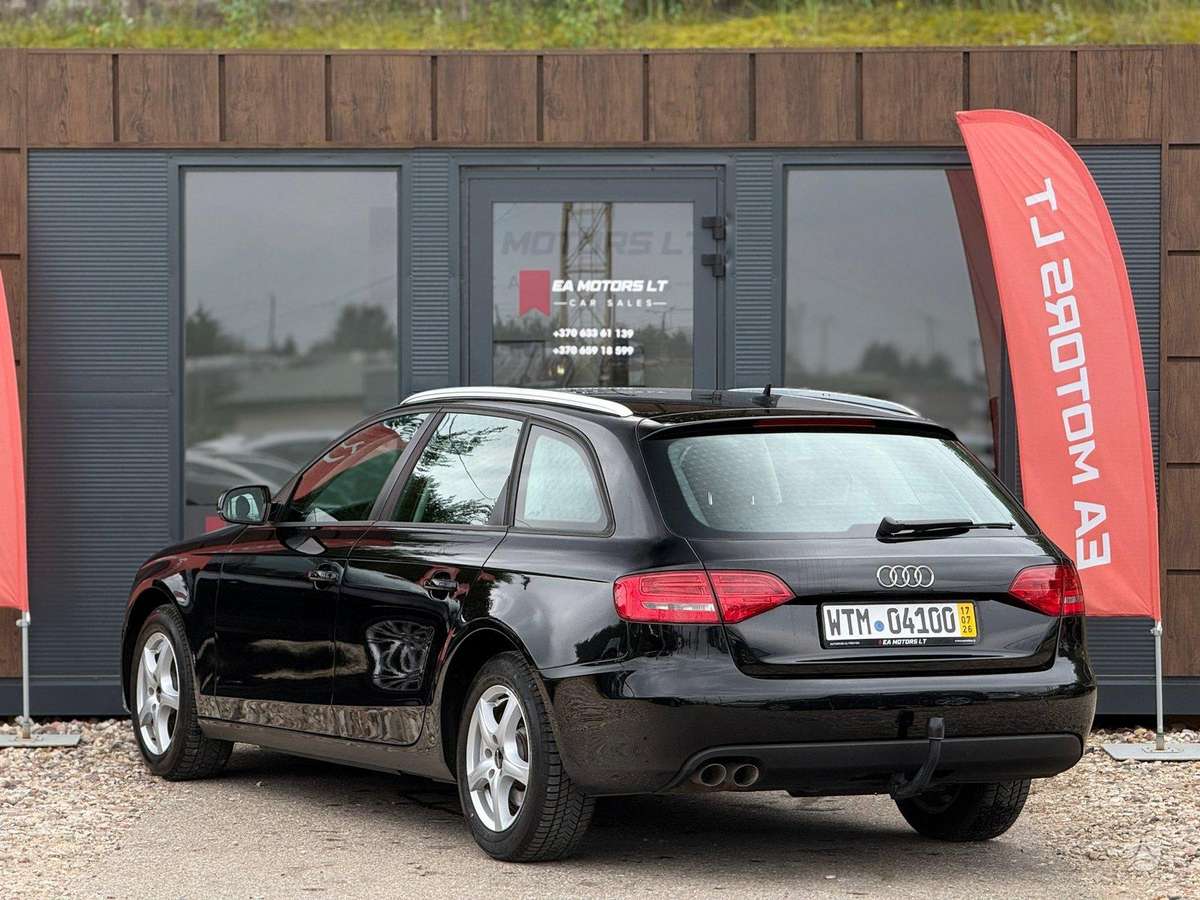 Audi A4 2009 — photo 7
