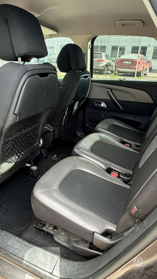 Citroen C4 2015 — фото 10