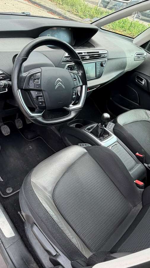 Citroen C4 2015 — фото 9