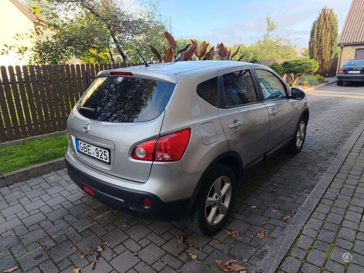 Nissan Qashqai 2007 — салон