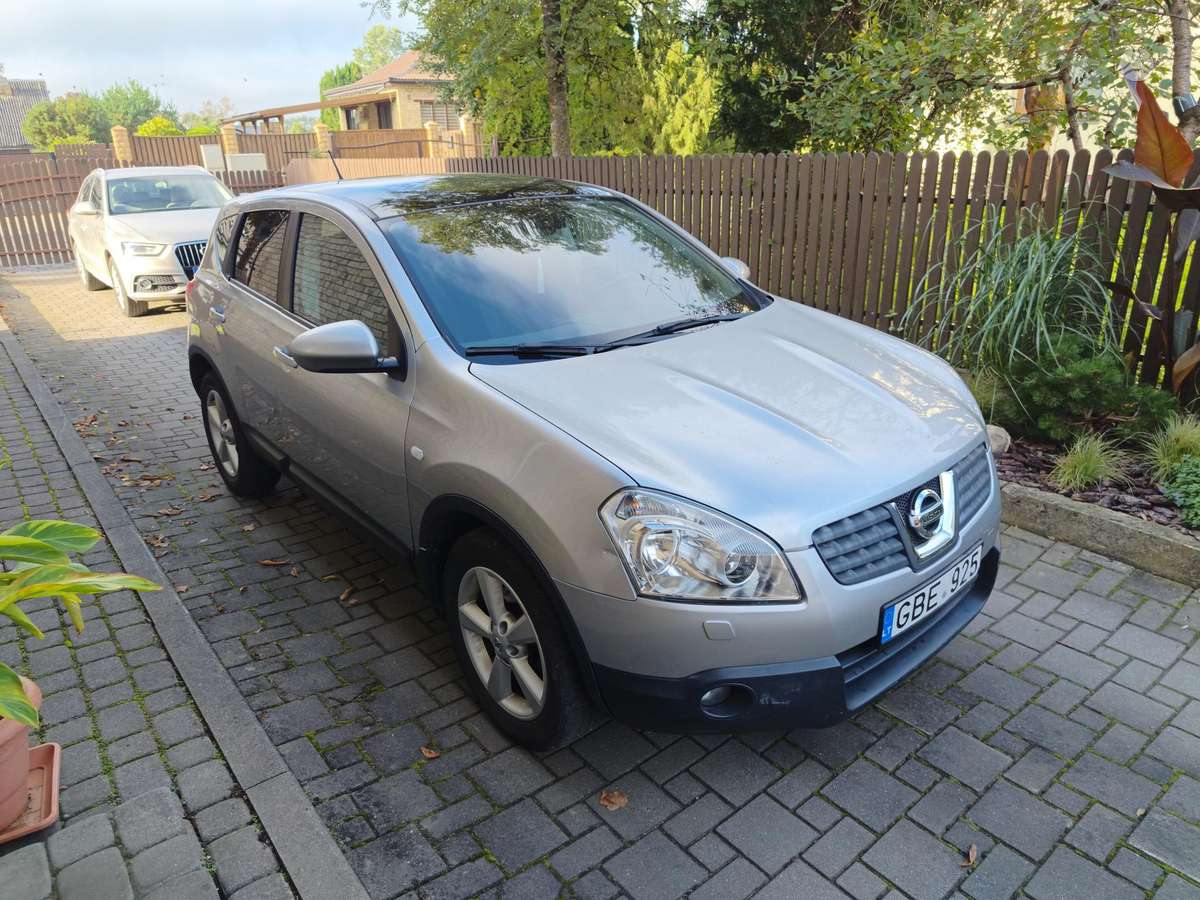 Nissan Qashqai 2007 — двигун 1598 cm³, 114 HP (84kW)