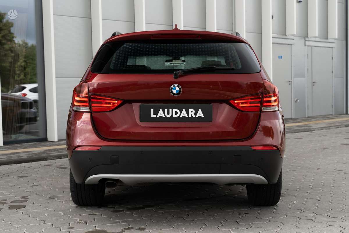 BMW X1 2010 — engine 1995 cm³, 177 HP (130kW)