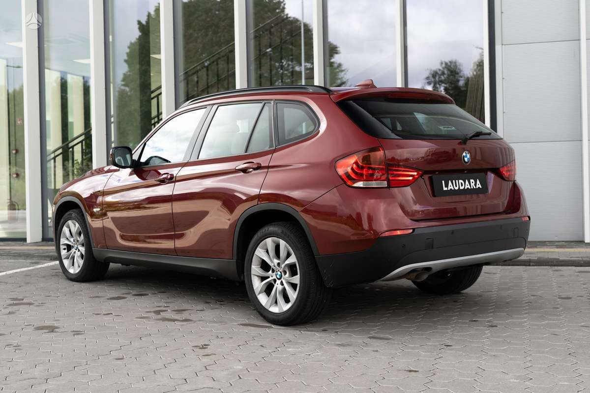 BMW X1 2010 — photo 6