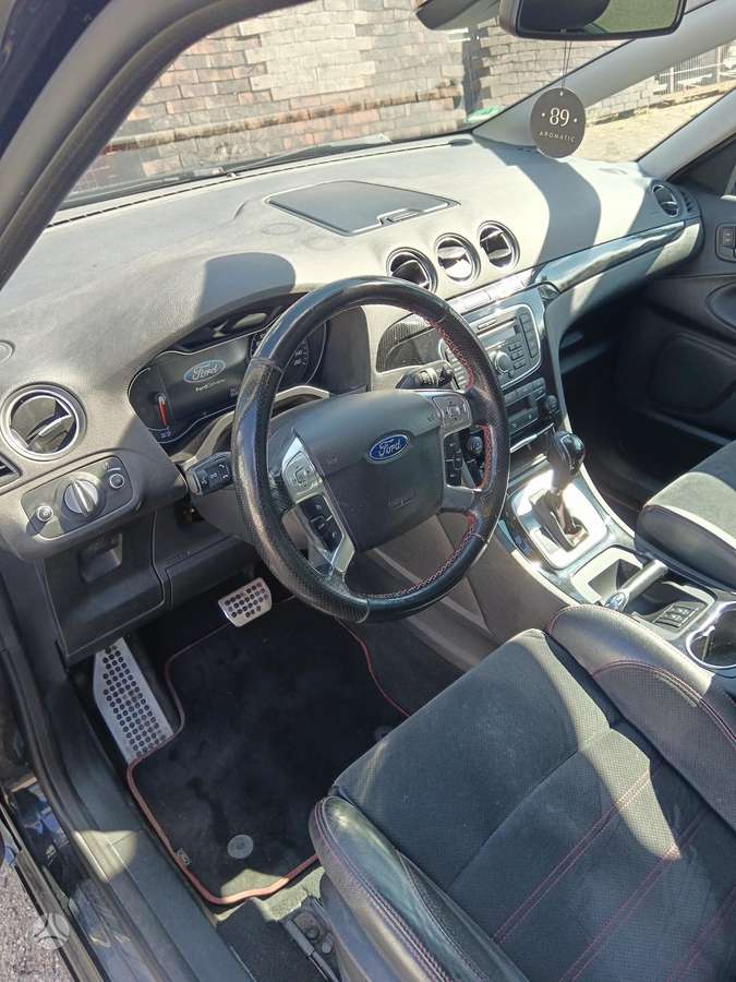 Ford S-MAX 2013 — photo 5
