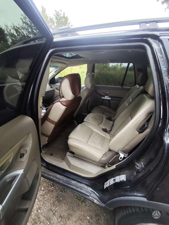 Volvo XC90 2004 — photo 10