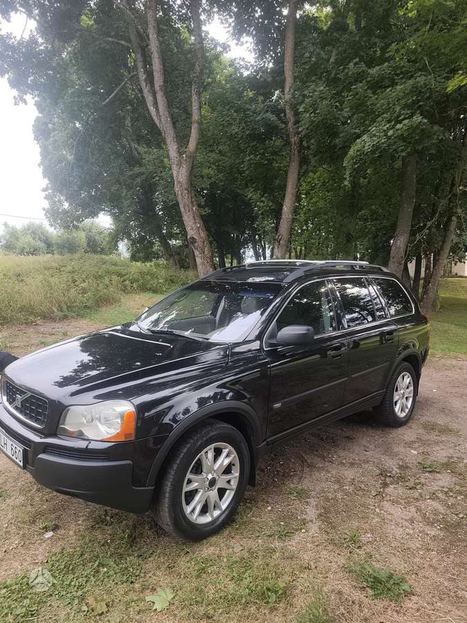 Volvo XC90 2004 — interior