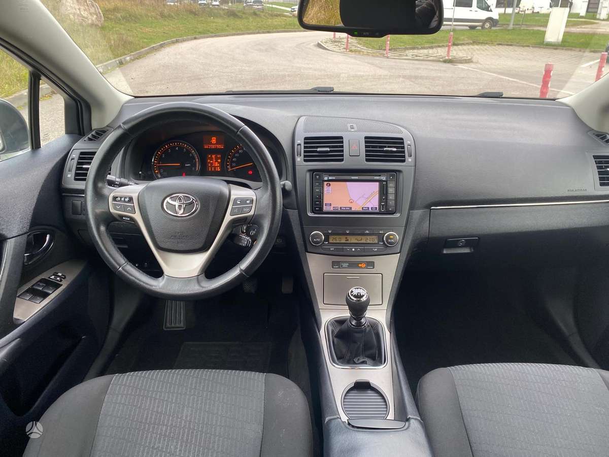 Toyota Avensis 2009 — photo 14