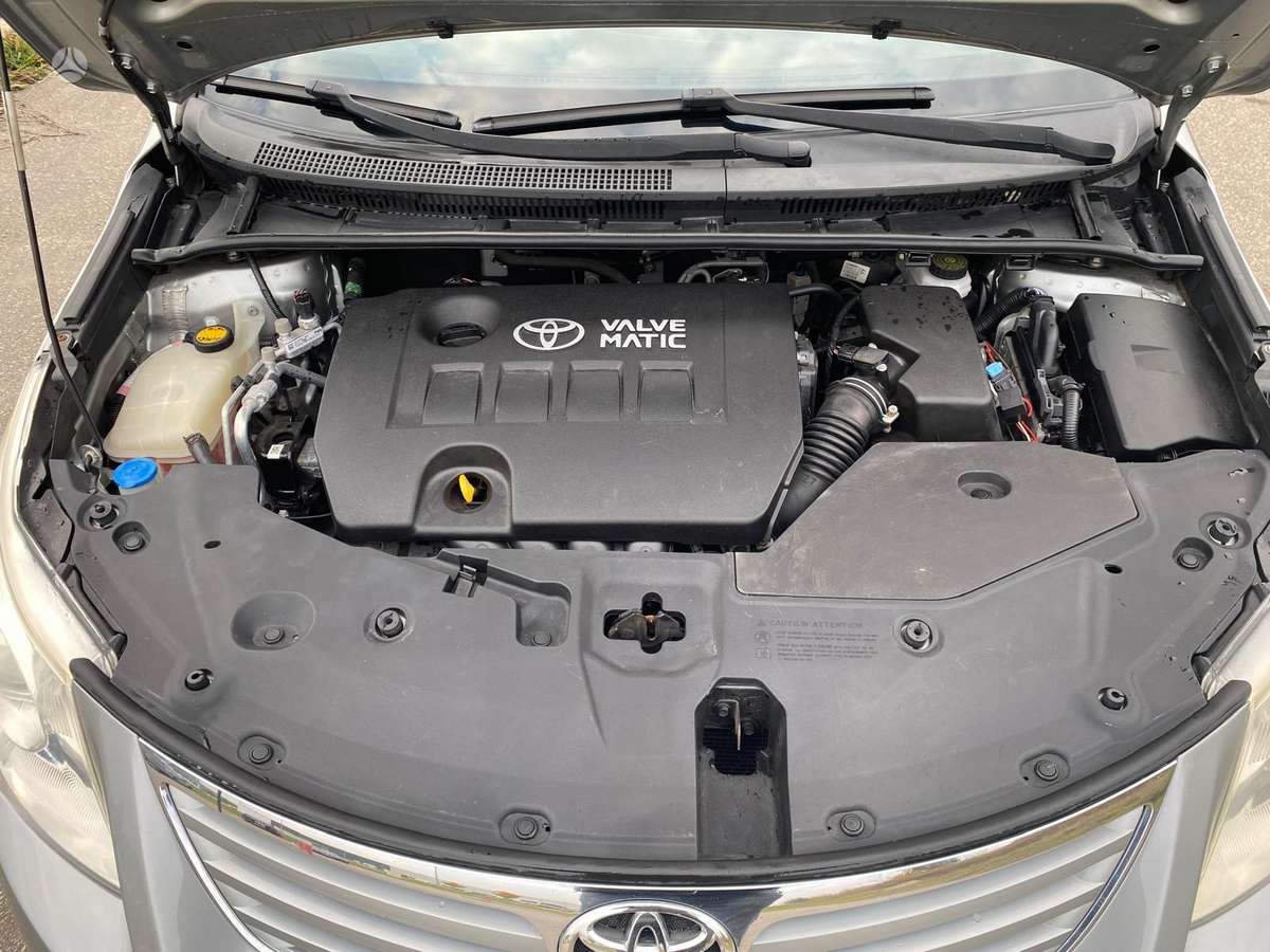 Toyota Avensis 2009 — photo 20