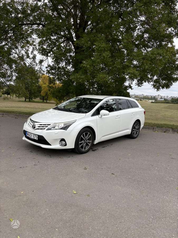 Toyota Avensis 2014 — photo 6