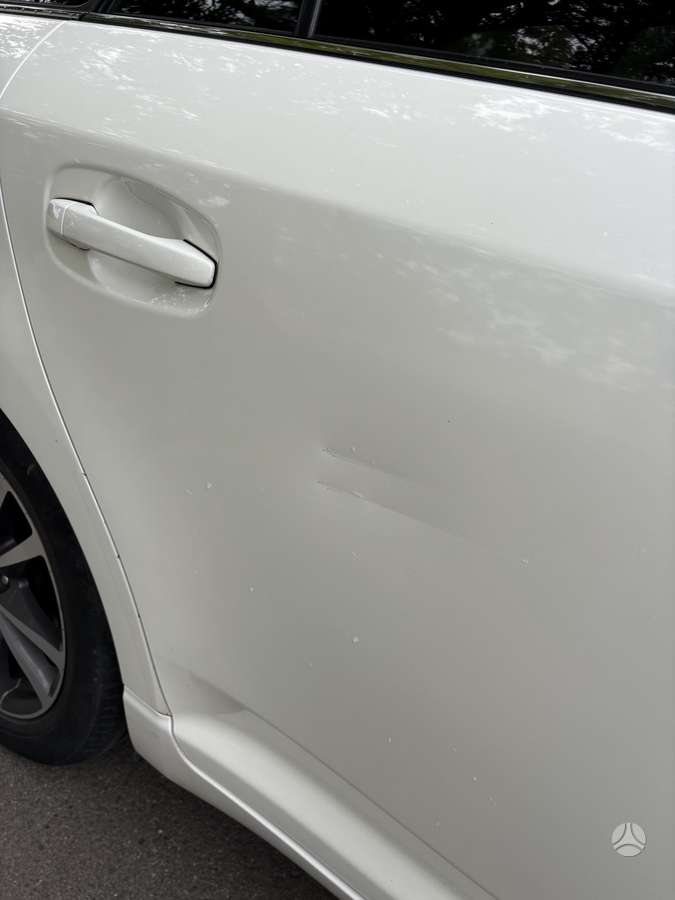 Toyota Avensis 2014 — photo 7