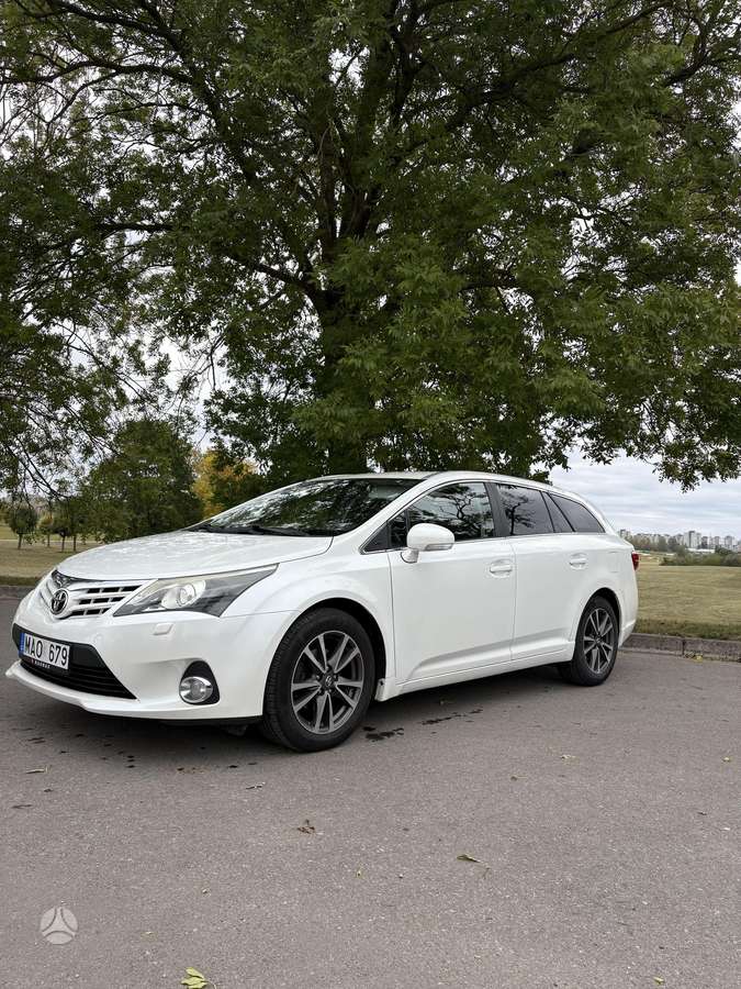 Toyota Avensis 2014 — photo 8