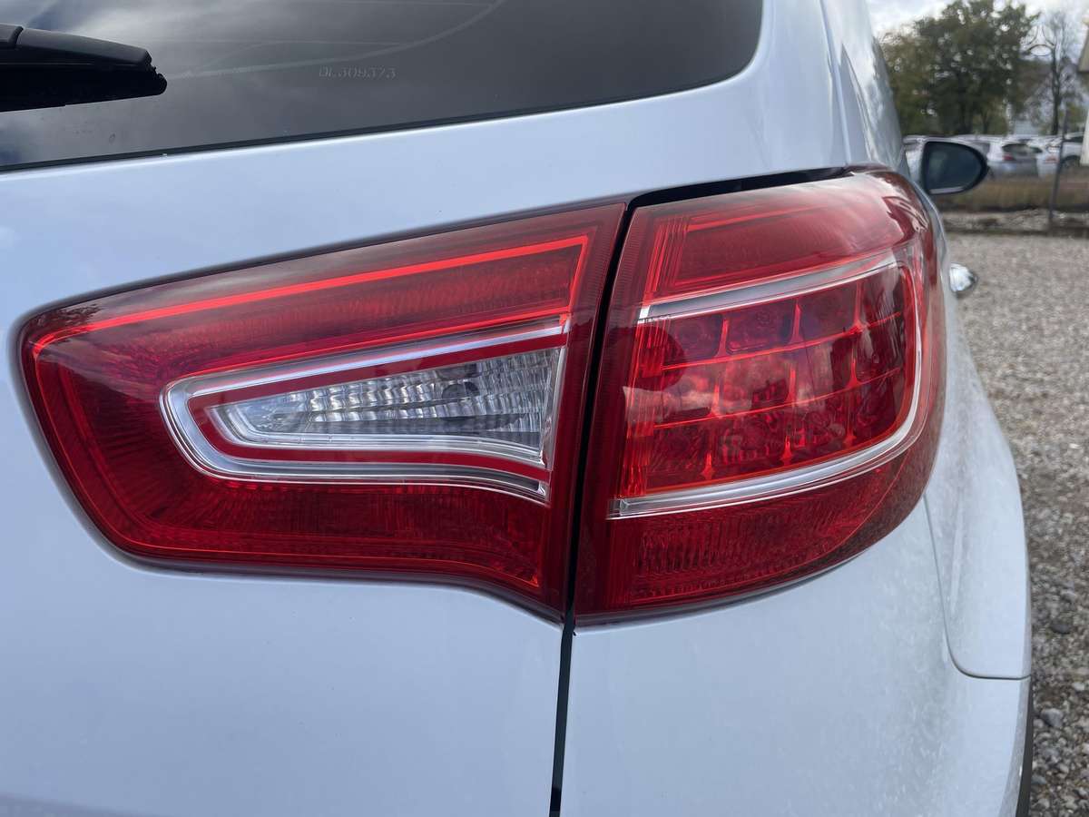Kia Sportage 2013 — photo 10