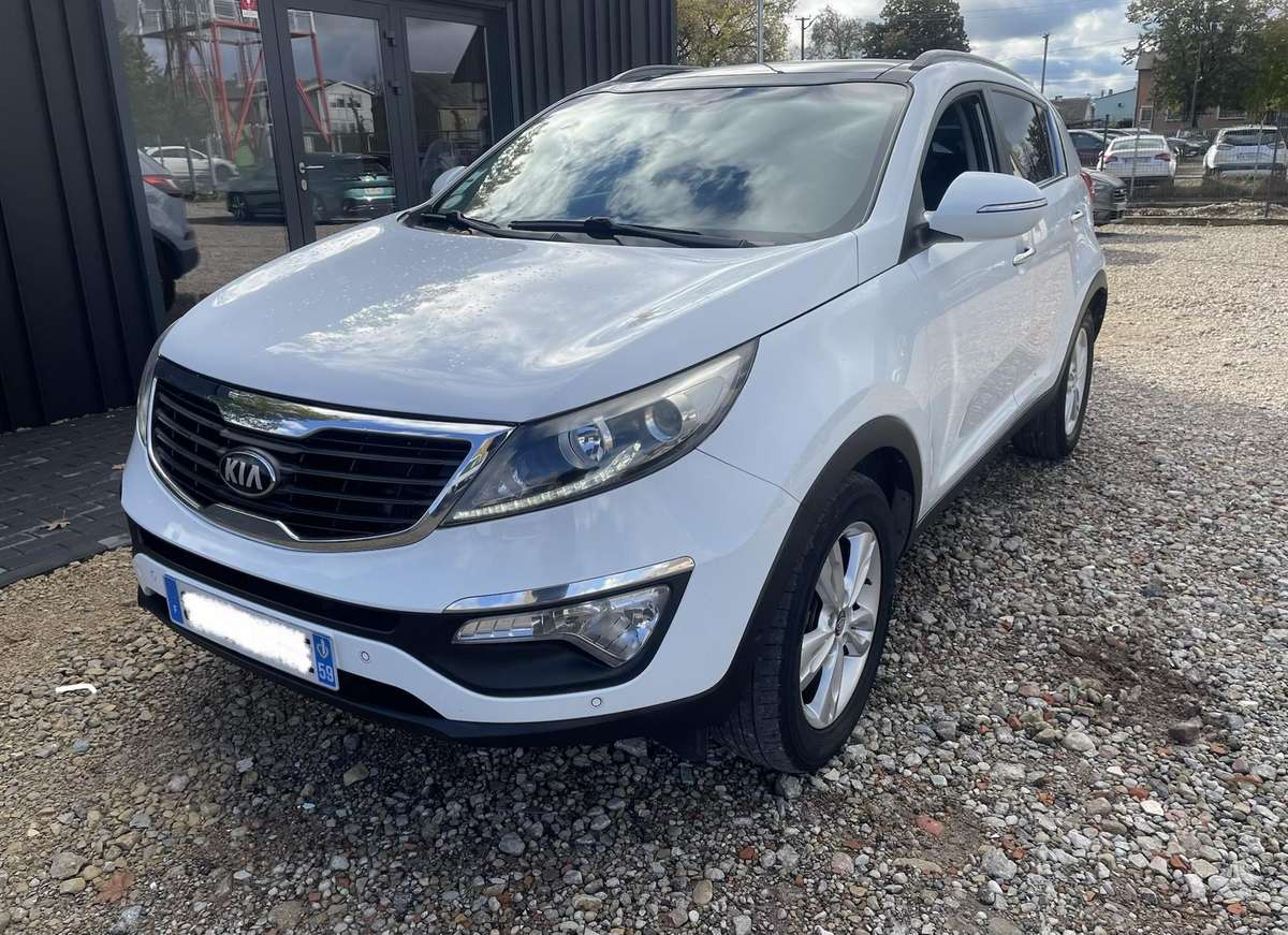 Kia Sportage 2013 — rear view