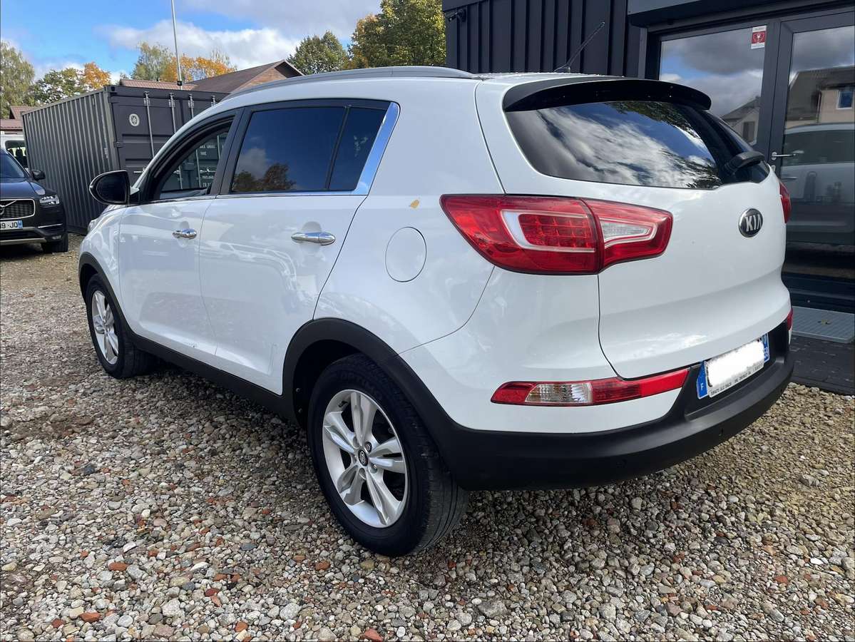 Kia Sportage 2013 — engine 1685 cm³, 116 HP (85kW)