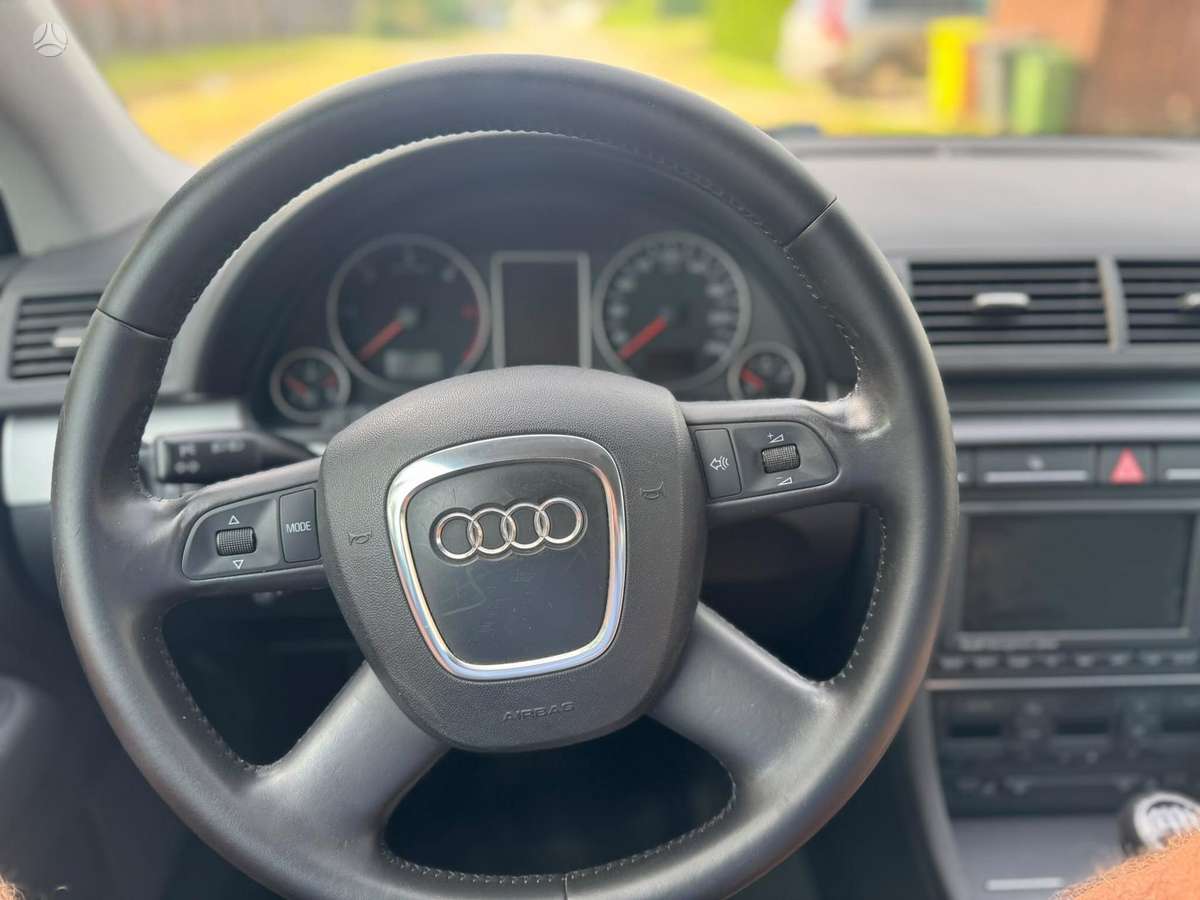 Audi A4 2007 — photo 10