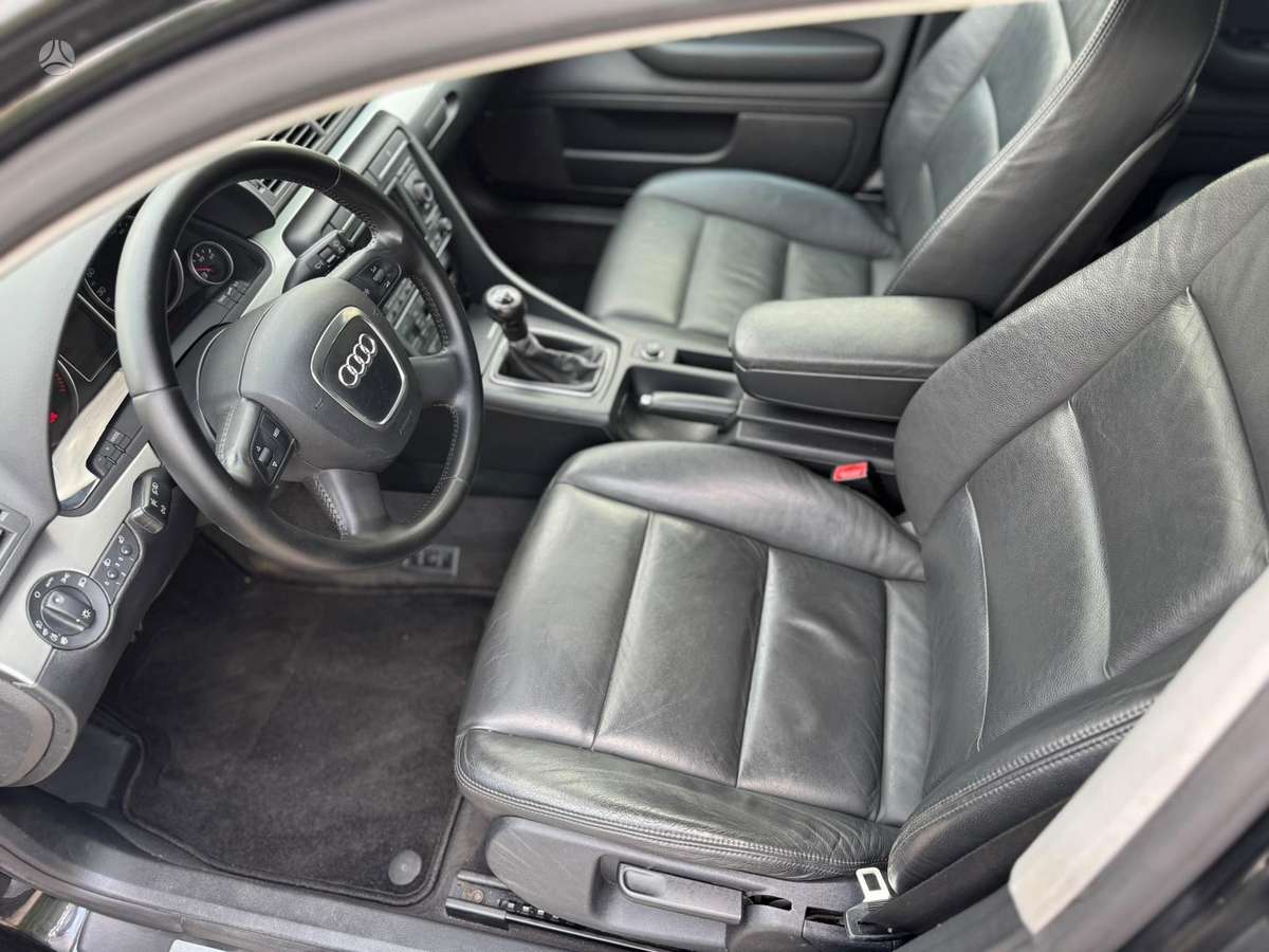 Audi A4 2007 — photo 11