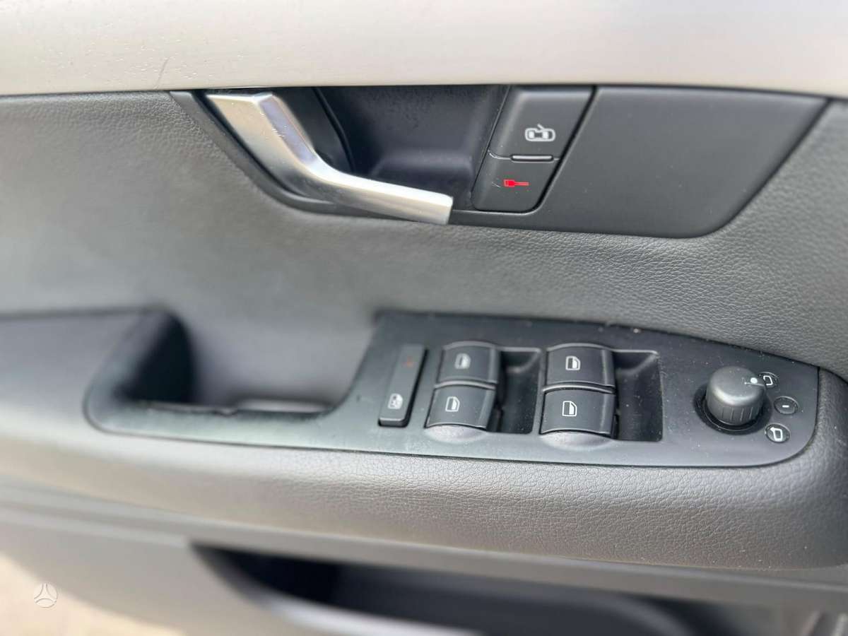 Audi A4 2007 — photo 15