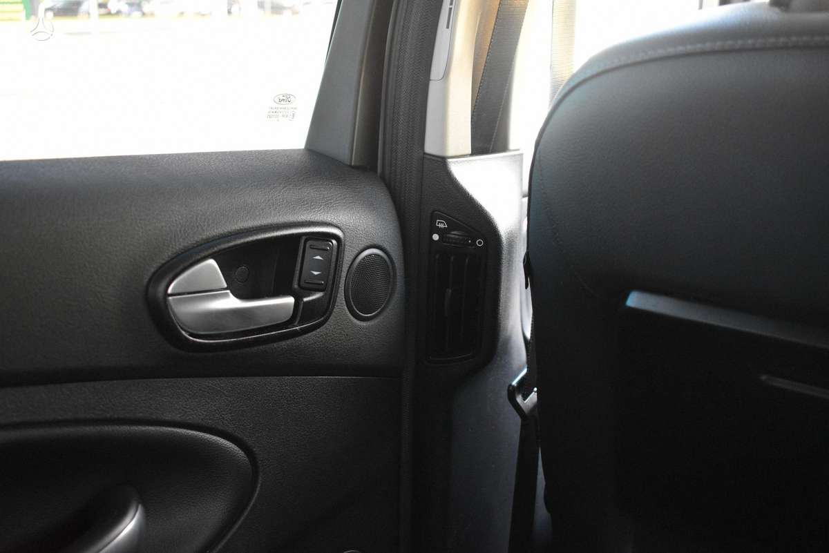 Ford S-MAX 2010 — фото 10