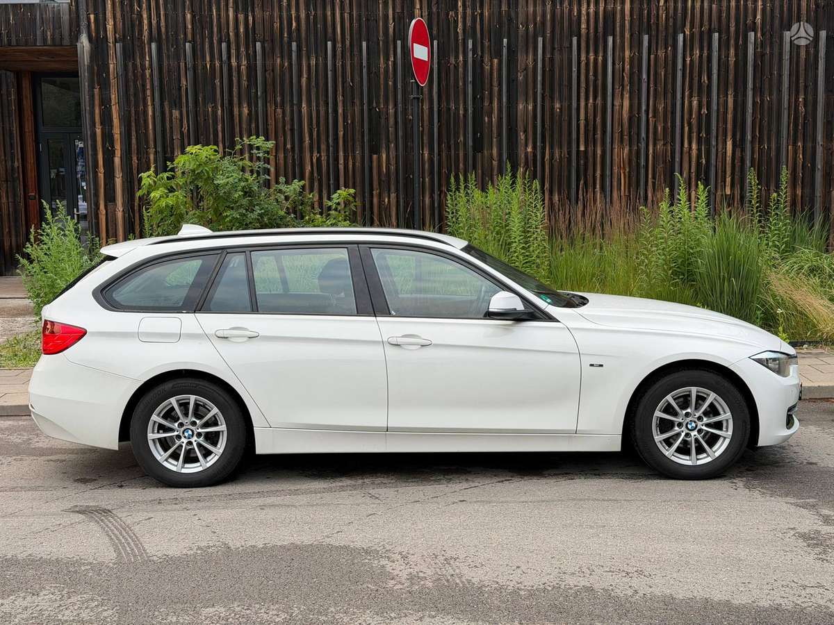 BMW 320 2014 — photo 12