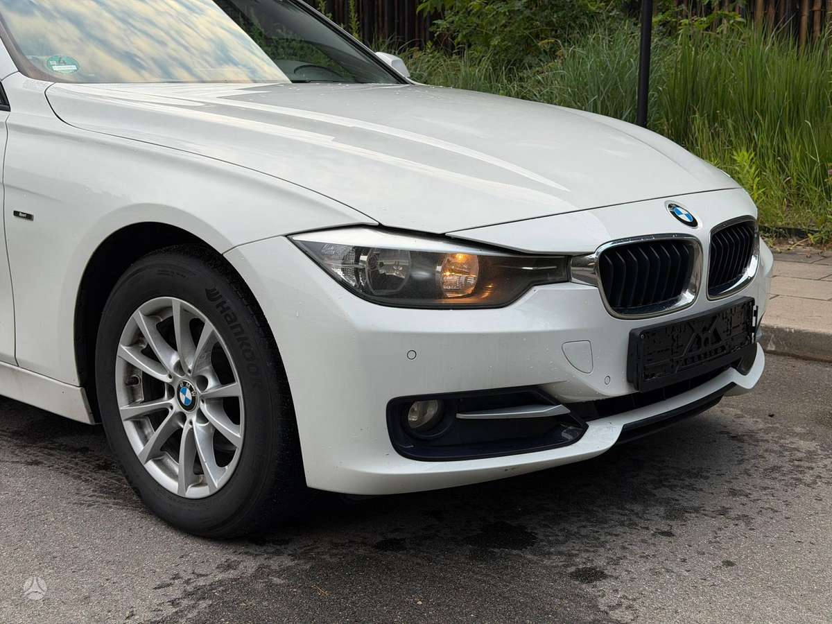 BMW 320 2014 — photo 14