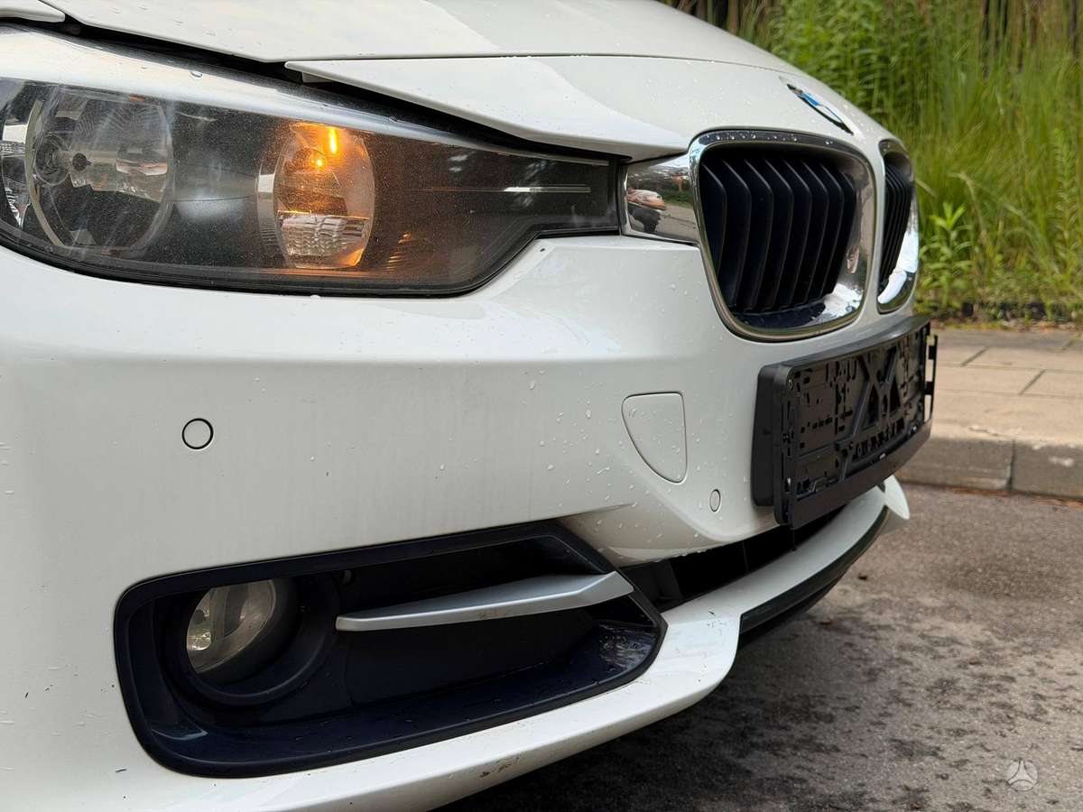 BMW 320 2014 — photo 15