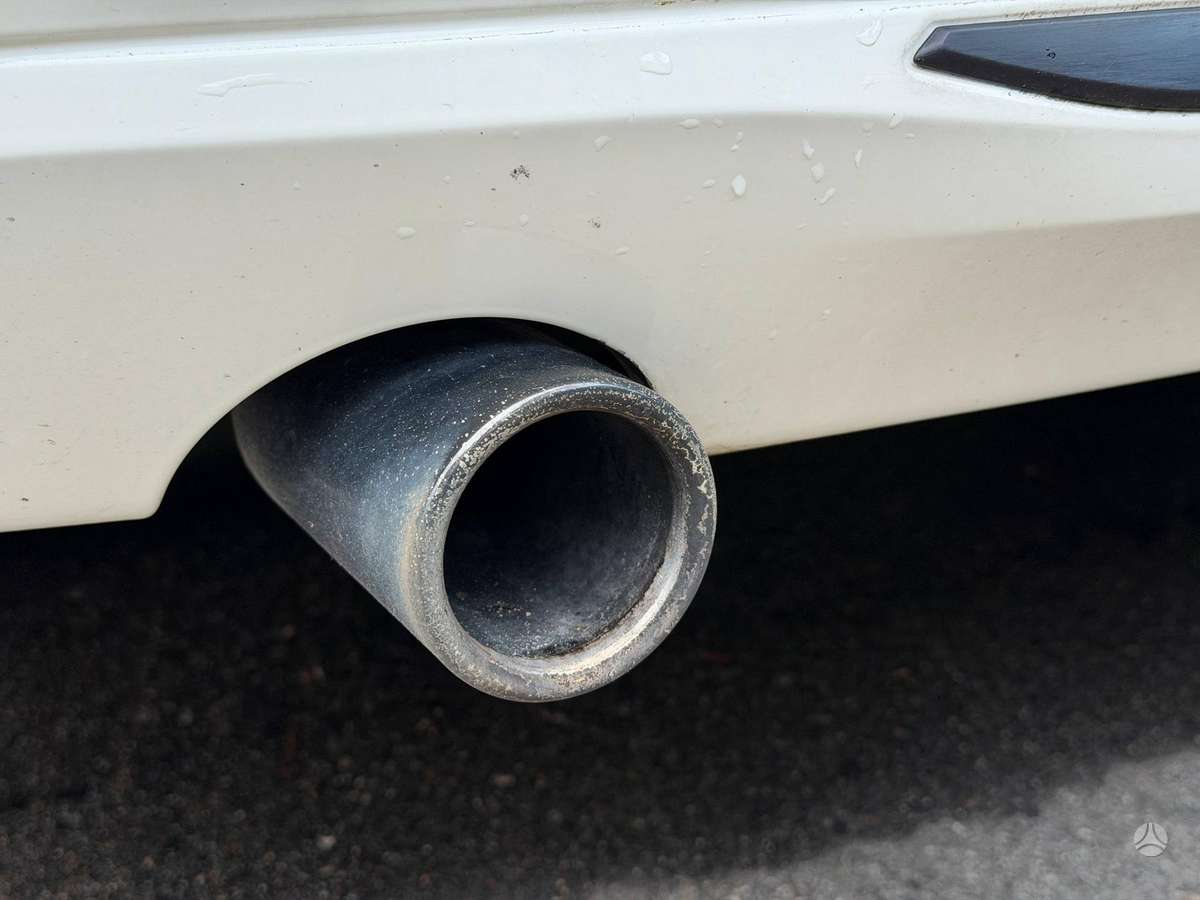 BMW 320 2014 — photo 18