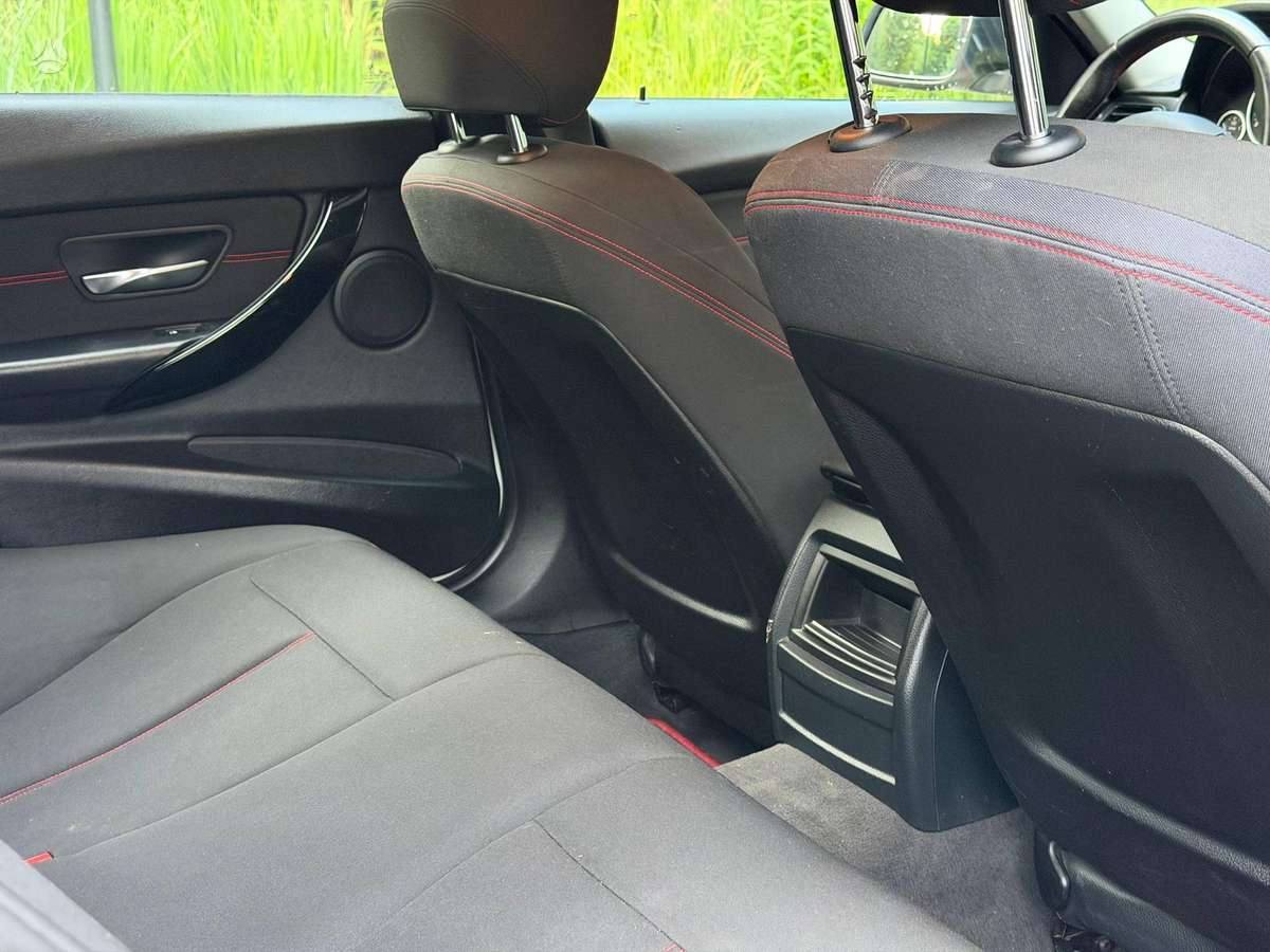 BMW 320 2014 — photo 31