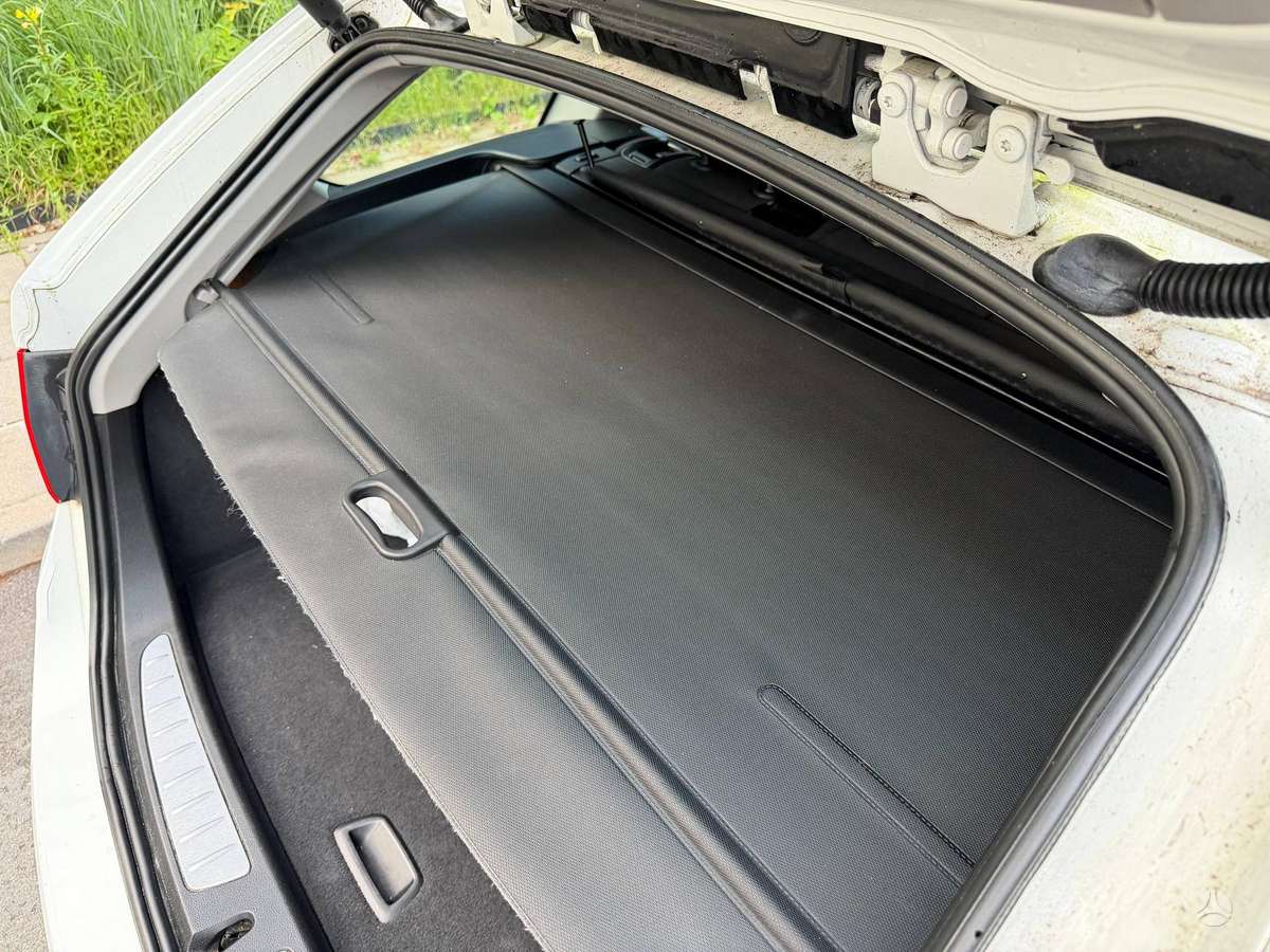 BMW 320 2014 — photo 32