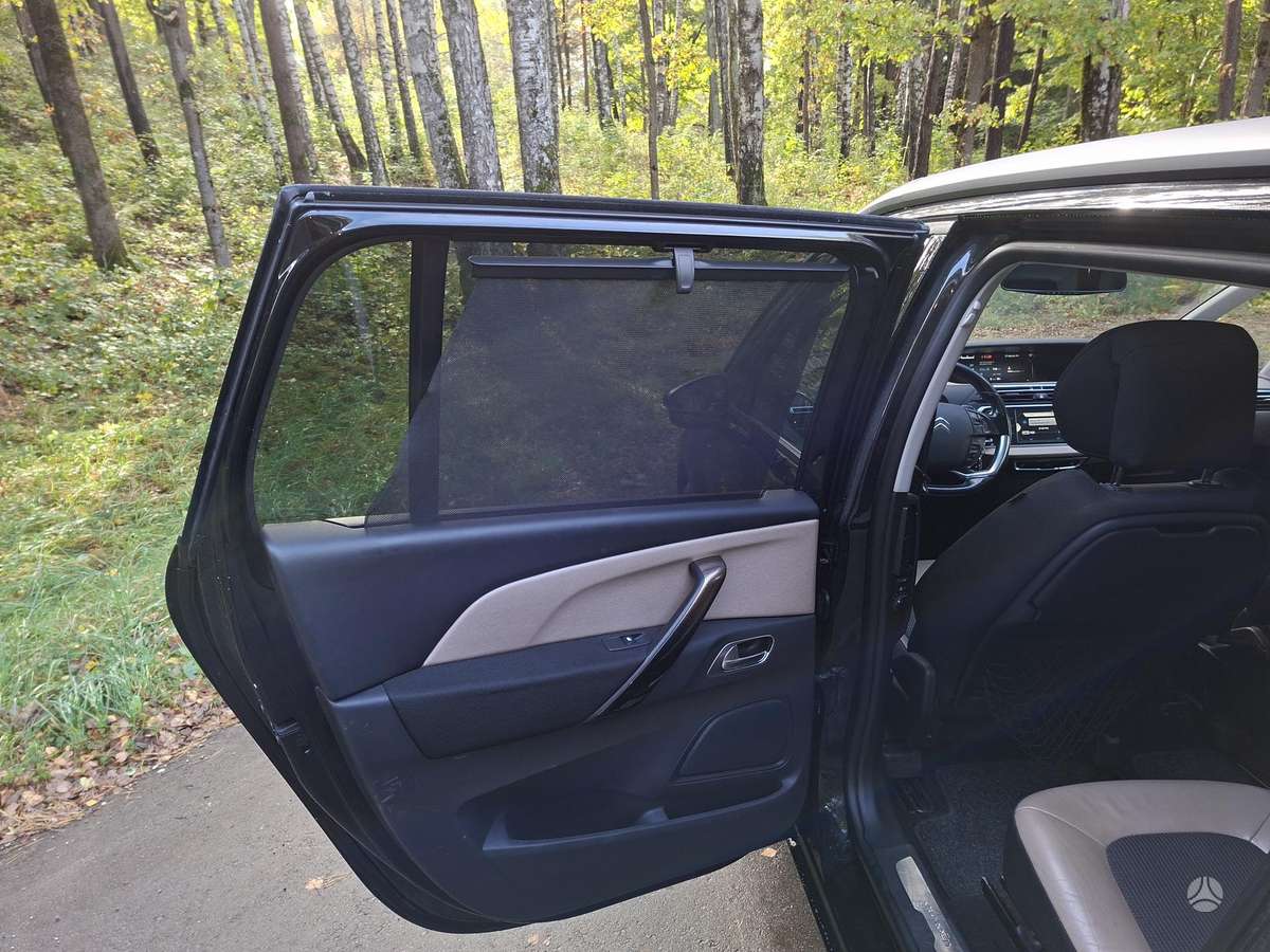 Citroen Grand 2015 — photo 9