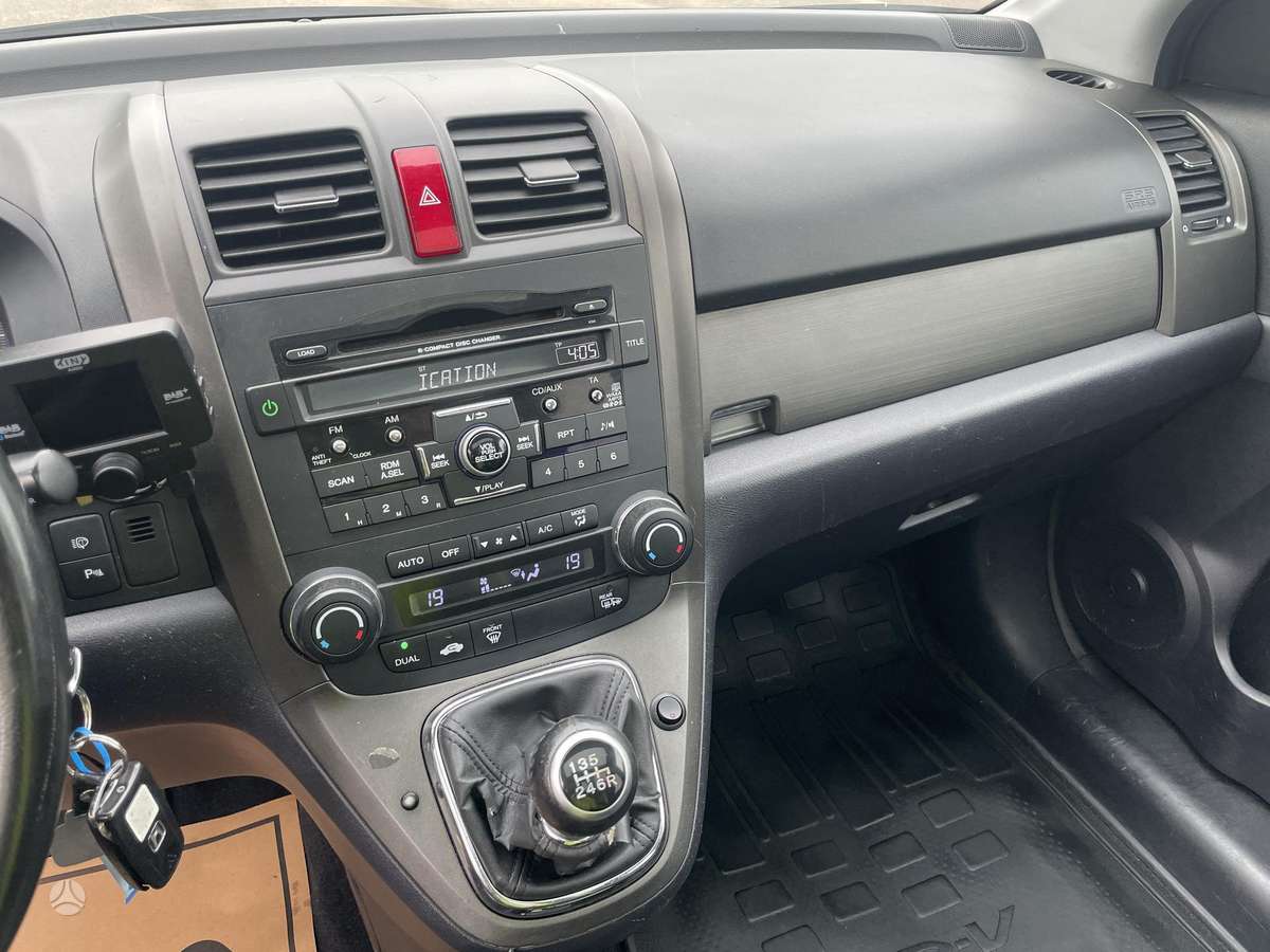 Honda CR-V 2010 — photo 13
