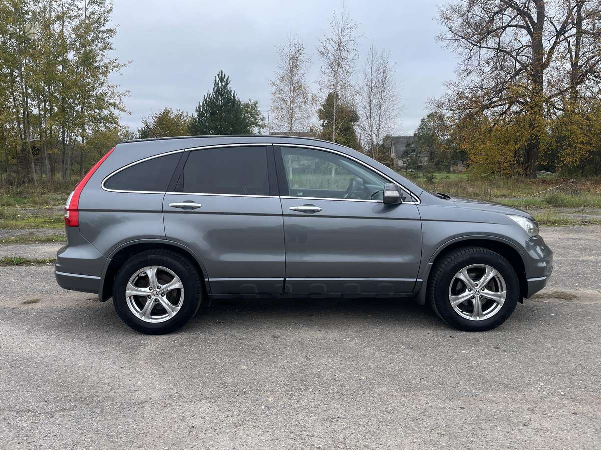 Honda CR-V 2010 — engine 2231 cm³, 150 HP (110kW)