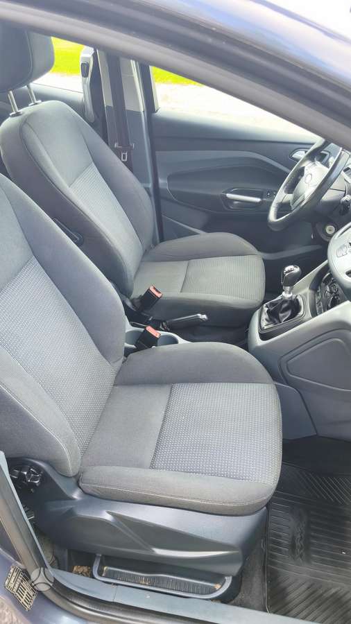 Ford Grand 2012 — photo 13