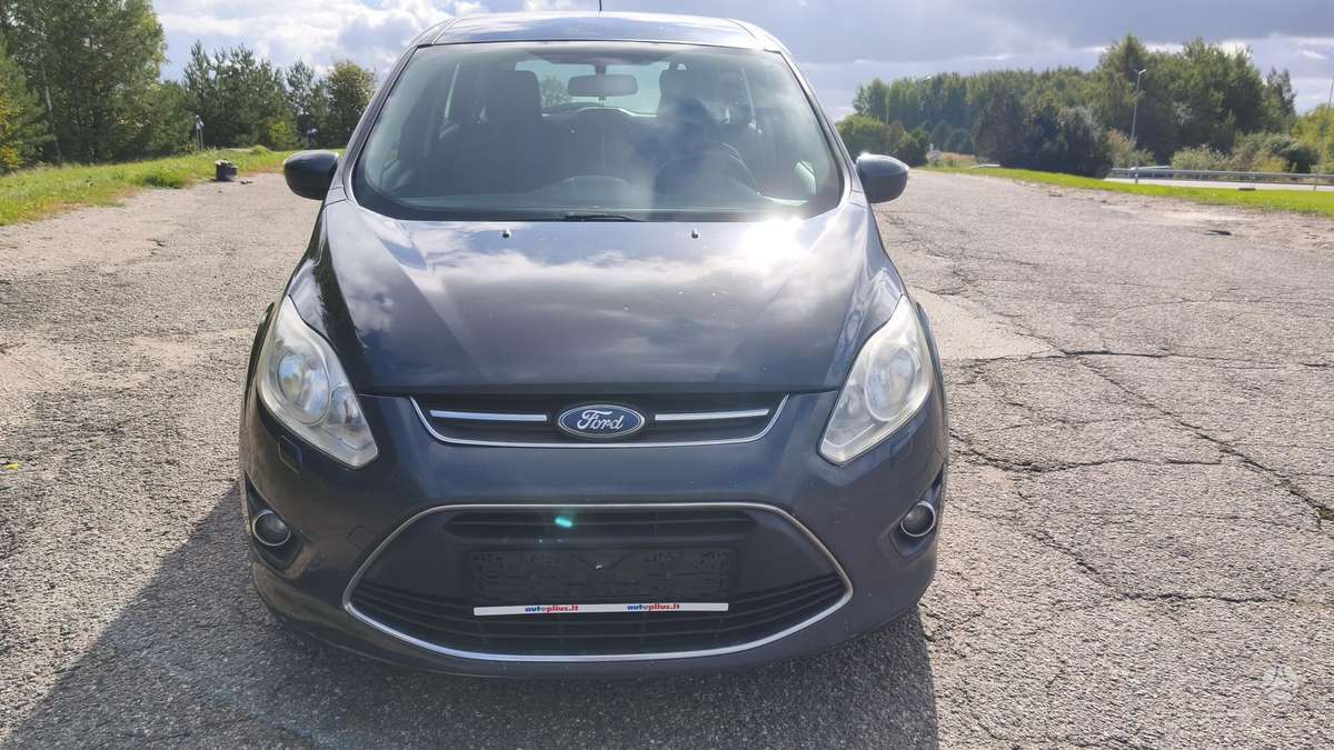 Ford Grand 2012 — photo 7