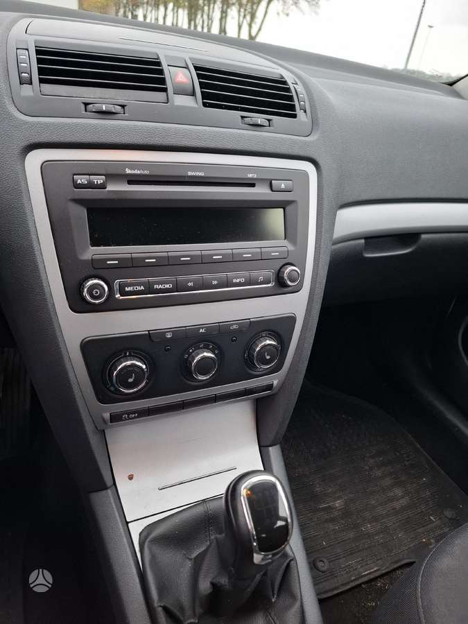 Skoda Octavia 2012 — photo 10