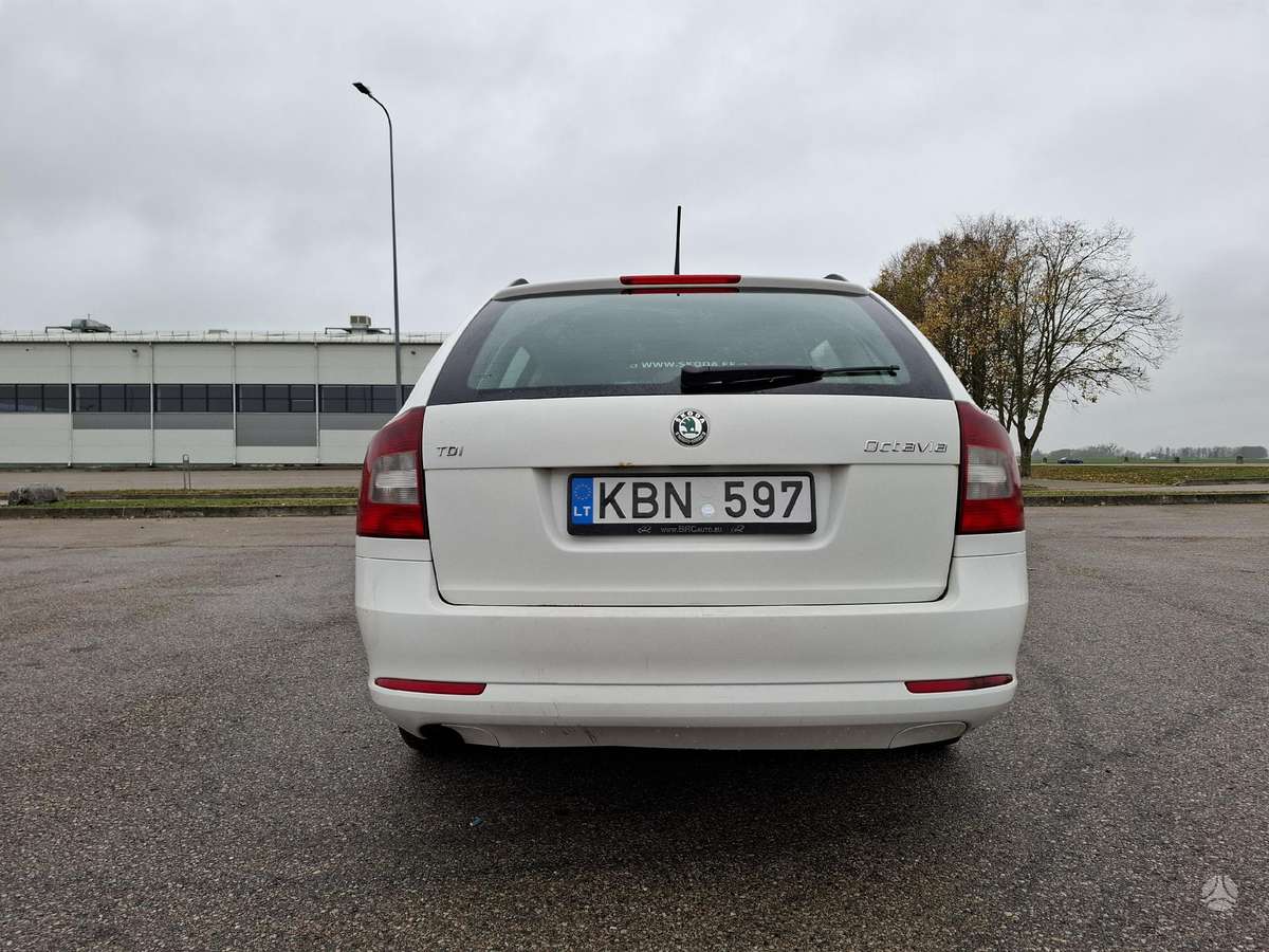 Skoda Octavia 2012 — photo 7