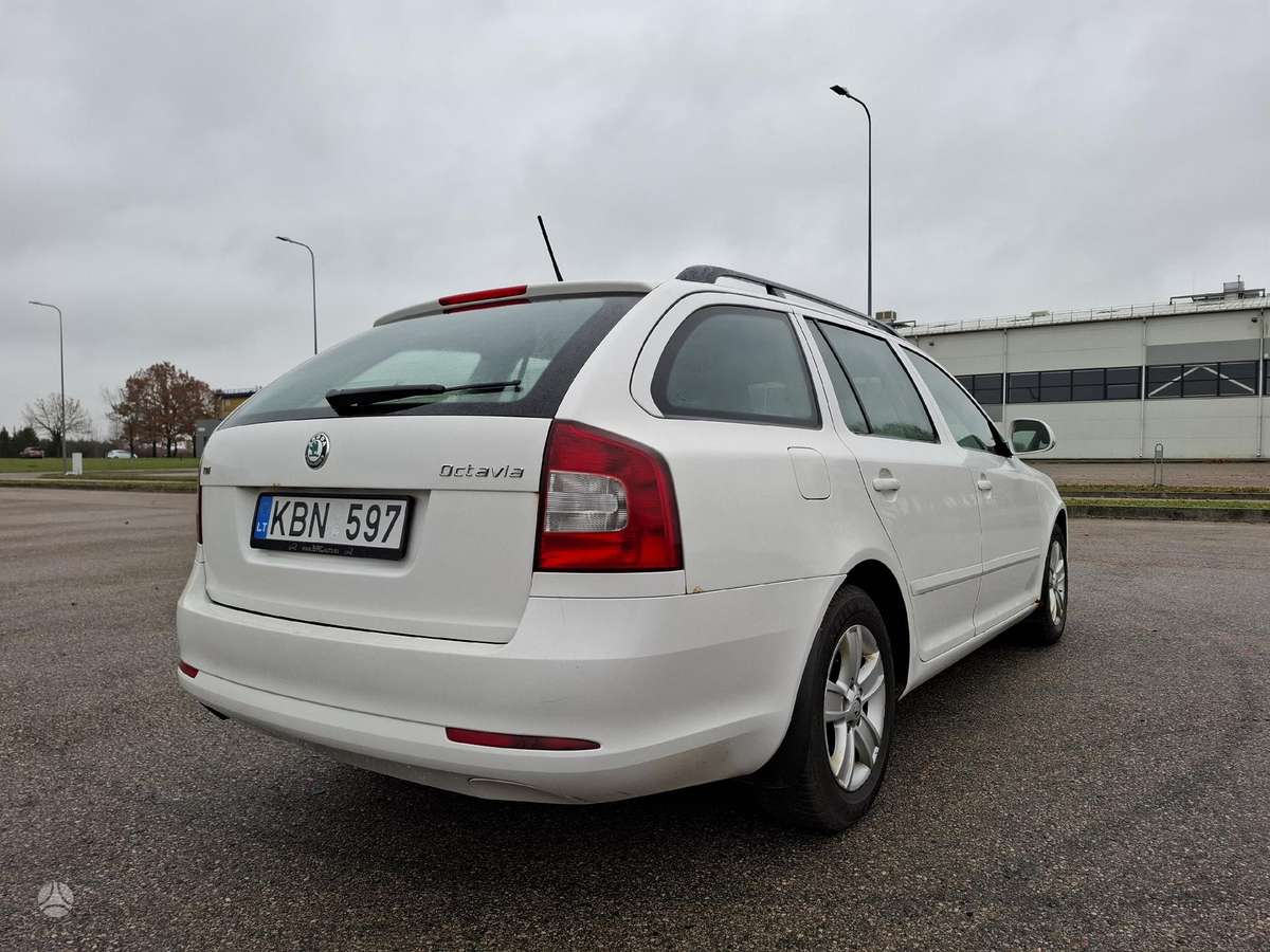 Skoda Octavia 2012 — photo 8