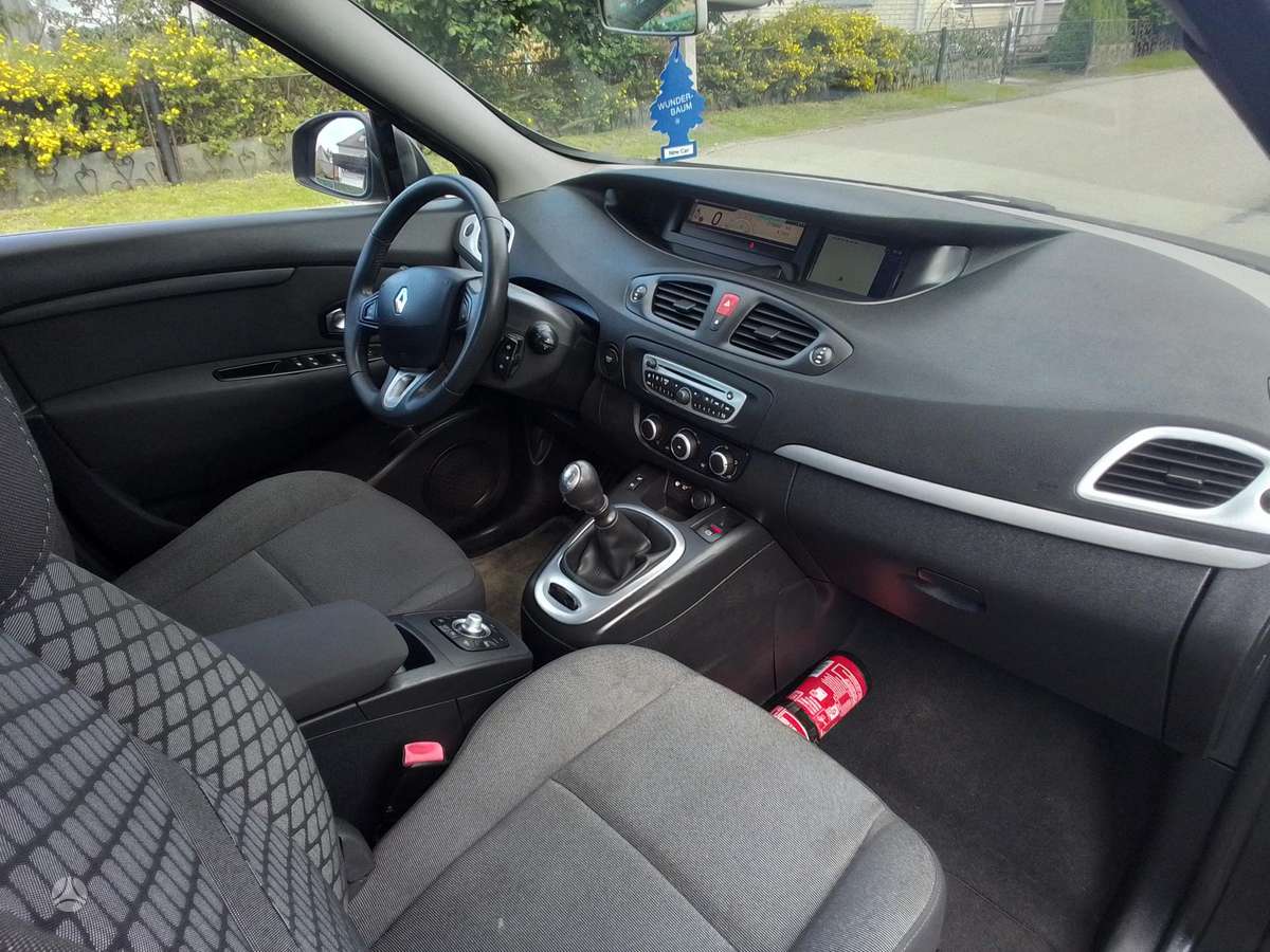Renault Scenic 2010 — photo 11