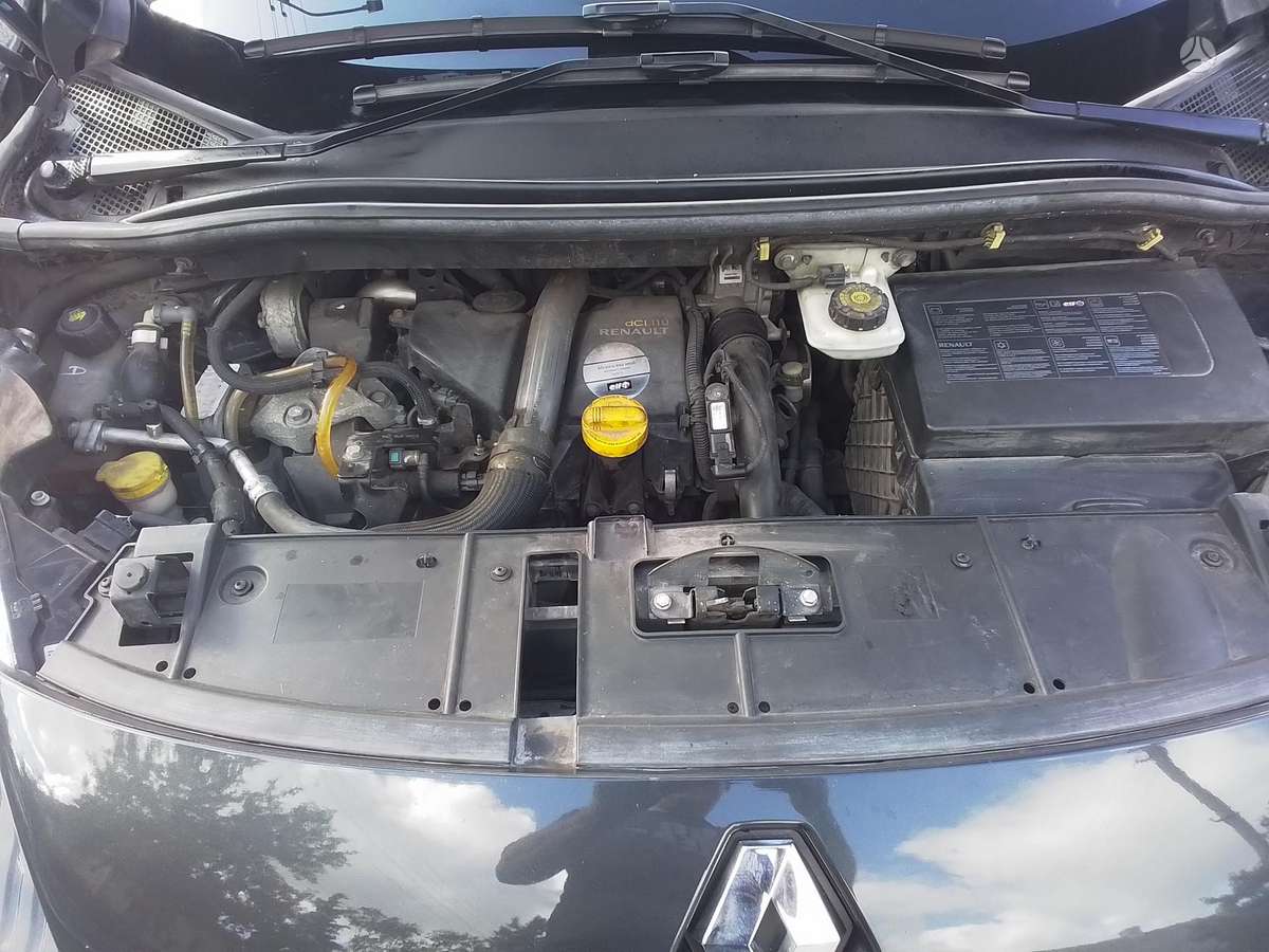 Renault Scenic 2010 — photo 13
