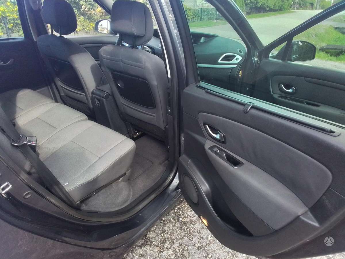 Renault Scenic 2010 — photo 5