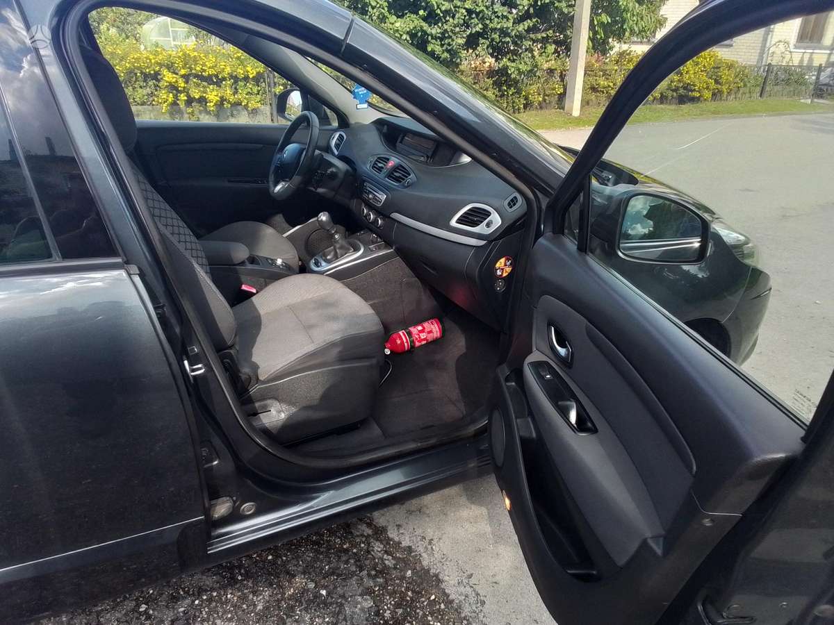 Renault Scenic 2010 — photo 6