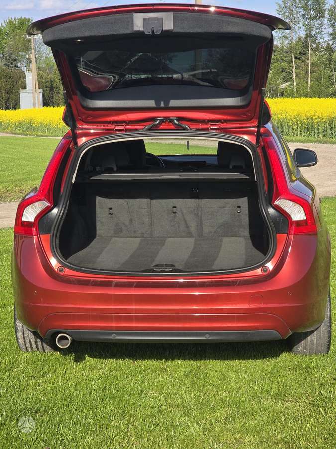 Volvo V60 2013 — photo 5