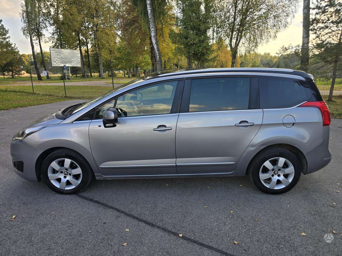 Peugeot 5008 2014 — photo 8