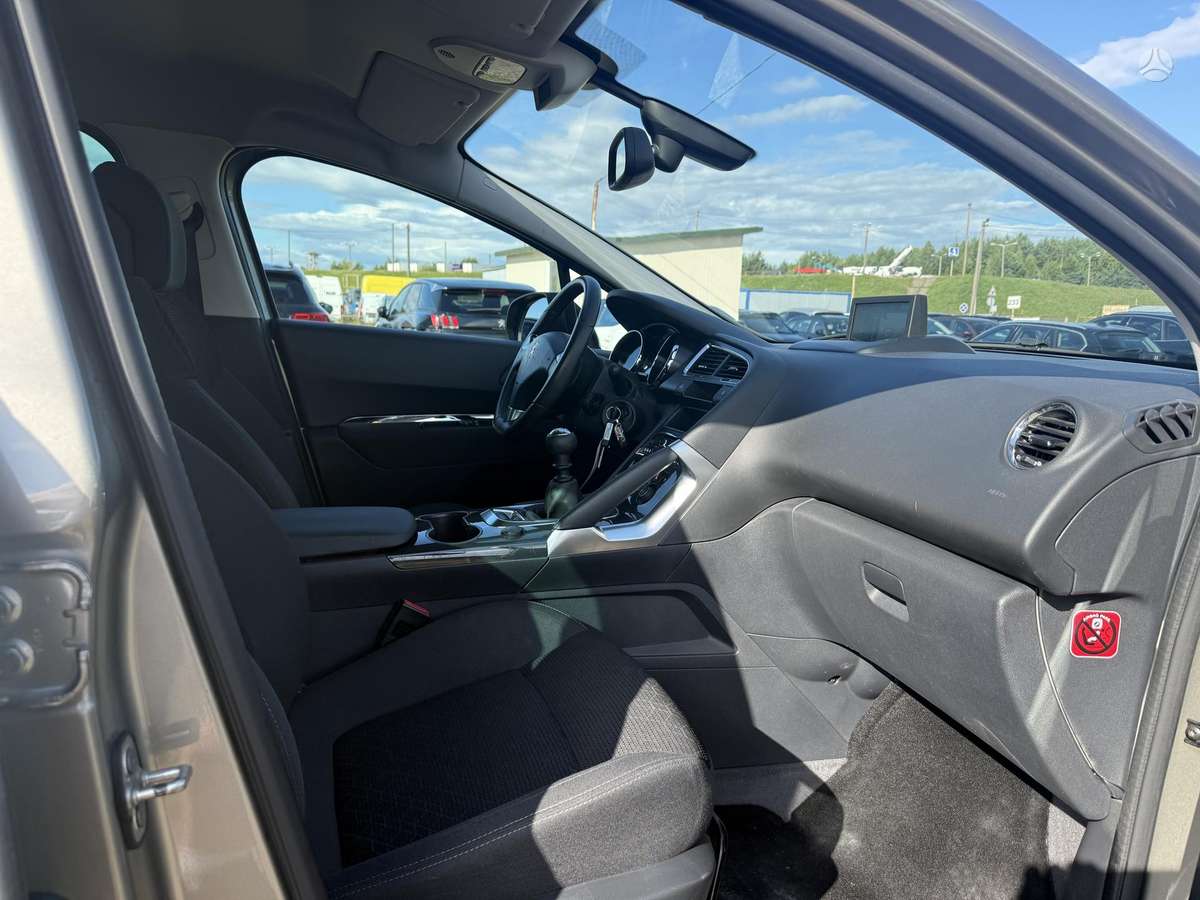 Peugeot 3008 2015 — photo 12