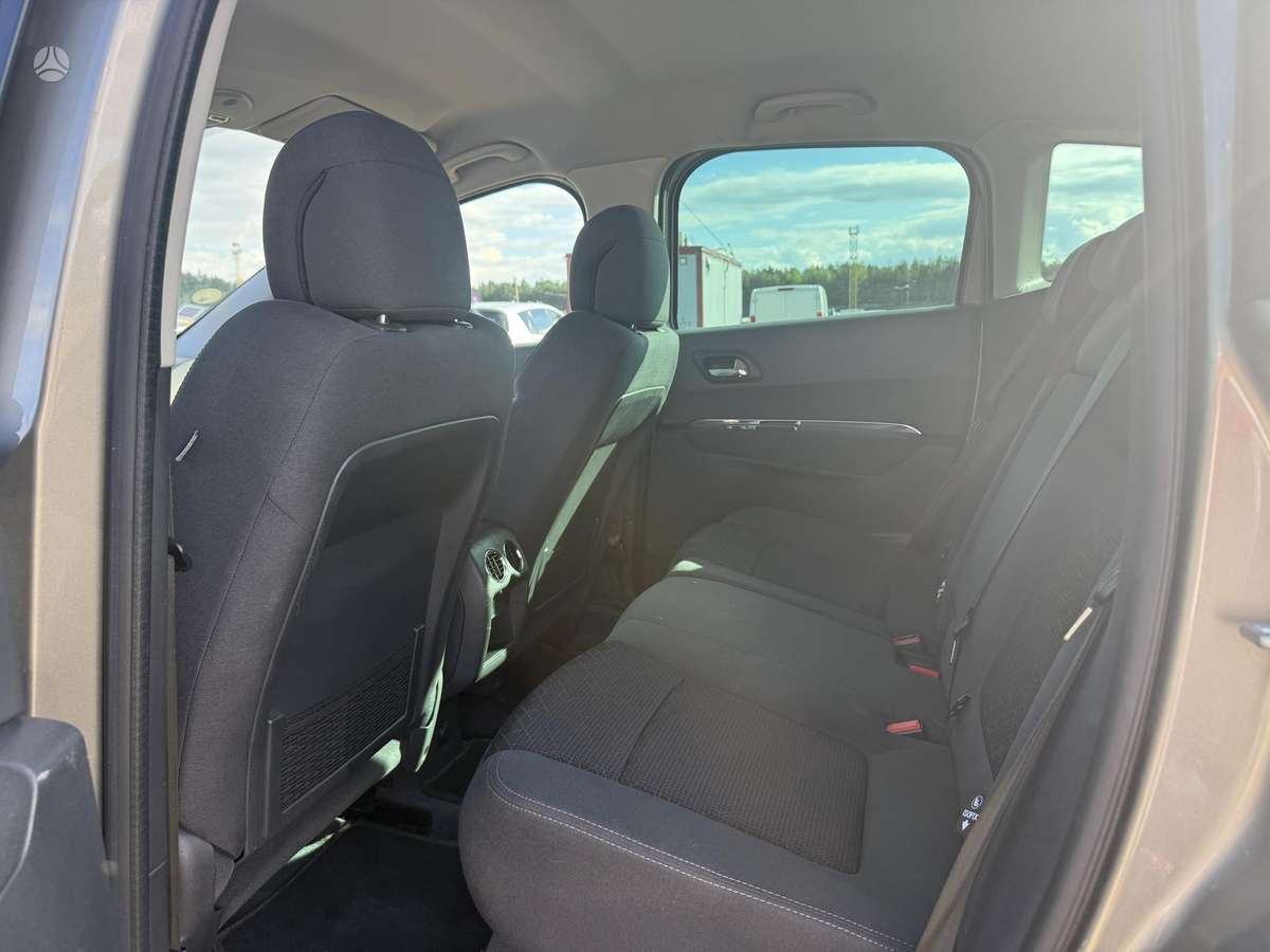 Peugeot 3008 2015 — photo 13